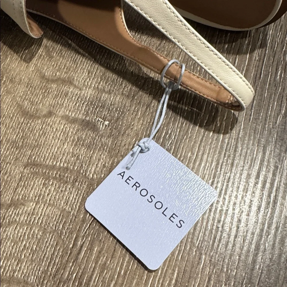 NWT AEROSOLES Women's Eggnog Slingback Heels - Picture 9 of 10